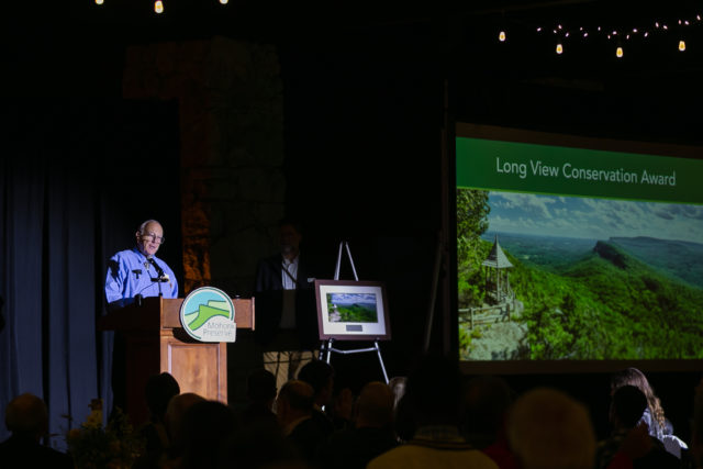 Paul Huth accepting the 2022 Conservation Award