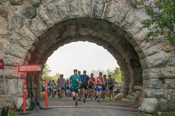 Runners at the start line of Rock The Ridge